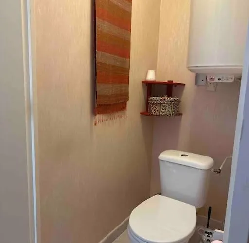 3tres Beau Logement, Idealement Situe , Plages, Port & Velo A Disp *